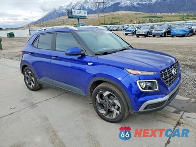 Czwarte zdjęcie samochodu z boku: 2021 HYUNDAI VENUE SEL VIN:KMHRC8A33MU094472 - miniatura