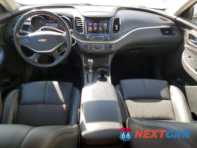 Zdjęcie 8 z 12 samochodu: 2017 CHEVROLET IMPALA LT VIN:2G1105S38H9184199 - miniatura