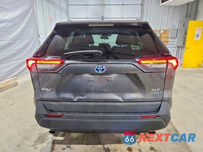 Zdjęcie 6 z 13 samochodu: 2021 TOYOTA RAV4 HYBRID XLE VIN:4T3R6RFV6MU012622 - miniatura
