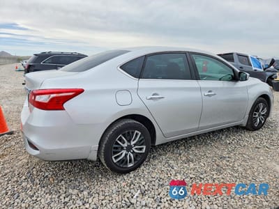 Trzecie zdjęcie samochodu z tyłu: 2016 NISSAN SENTRA S VIN:3N1AB7AP1GL681921 - miniatura