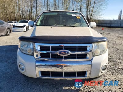 Piąte zdjęcie samochodu w środku: 2010 FORD ESCAPE LIMITED VIN:1FMCU0E7XAKA43012 - miniatura