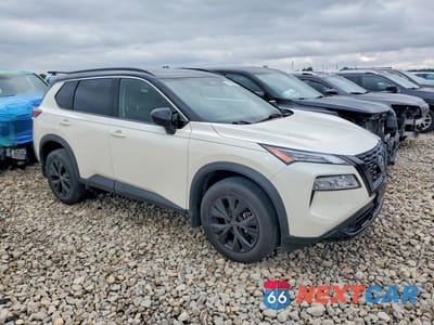 Czwarte zdjęcie samochodu z boku: 2023 NISSAN ROGUE SV VIN:JN8BT3BB3PW188993 - miniatura
