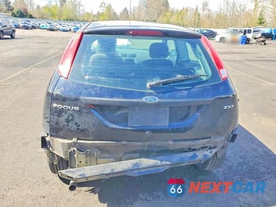 Zdjęcie 6 z 12 samochodu: 2005 FORD FOCUS ZX3 VIN:3FAFP31N95R158898 - miniatura