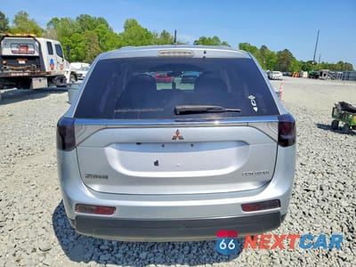 Zdjęcie 6 z 13 samochodu: 2014 MITSUBISHI OUTLANDER SE VIN:JA4AD3A36EZ019992 - miniatura