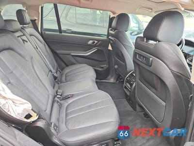 Zdjęcie 11 z 13 samochodu: 2019 BMW X7 XDRIVE40I VIN:5UXCW2C53KL087049 - miniatura