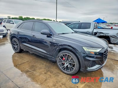 Czwarte zdjęcie samochodu z boku: 2020 AUDI Q8 PRESTIGE S-LINE VIN:WA1FVAF13LD017724 - miniatura