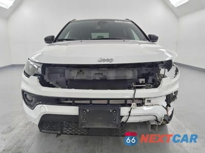 Piąte zdjęcie samochodu w środku: 2025 JEEP COMPASS LIMITED VIN:3C4NJDCN7ST525578 - miniatura