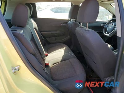 Zdjęcie 10 z 12 samochodu: 2017 CHEVROLET SONIC LT VIN:1G1JD6SB8H4120247 - miniatura