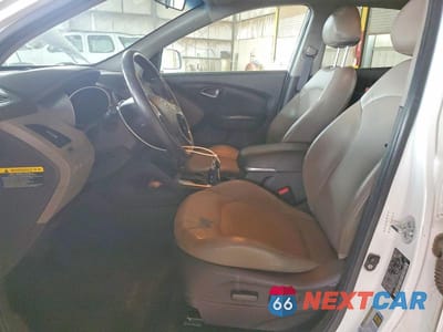 Zdjęcie 7 z 11 samochodu: 2015 HYUNDAI TUCSON SE VIN:KM8JU3AG0FU080838 - miniatura