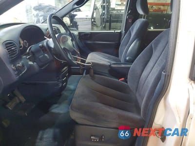 Zdjęcie 7 z 13 samochodu: 2001 CHRYSLER TOWN & COUNTRY LXI VIN:2C8GP54L81R203171 - miniatura