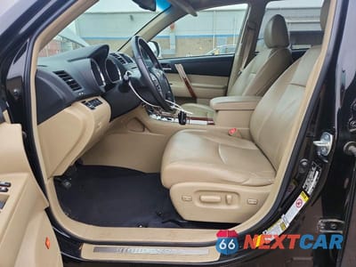 Zdjęcie 7 z 12 samochodu: 2012 TOYOTA HIGHLANDER LIMITED VIN:5TDDK3EHXCS100913 - miniatura