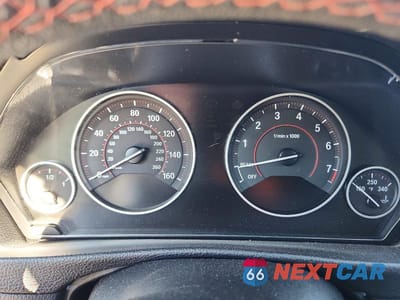 Zdjęcie 9 z 12 samochodu: 2018 BMW 330 XI VIN:WBA8D9C50JA607950 - miniatura