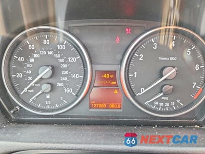 Zdjęcie 9 z 13 samochodu: 2011 BMW 328 XI SULEV VIN:WBAPK5G51BNN80093 - miniatura
