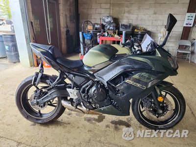 2024 KAWASAKI EX650 P ML5EXEP1XRDAC3720 - główne zdjęcie licytacji z USA - miniatura