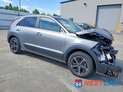 Czwarte zdjęcie samochodu z boku: 2026 KIA NIRO LX VIN:KNDCP3LE8T5332230 - miniatura
