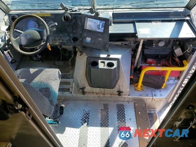 Zdjęcie 8 z 12 samochodu: 2019 FORD E450 DELIVERY TRUCK VIN:1FC3E4K63KDC48021 - miniatura