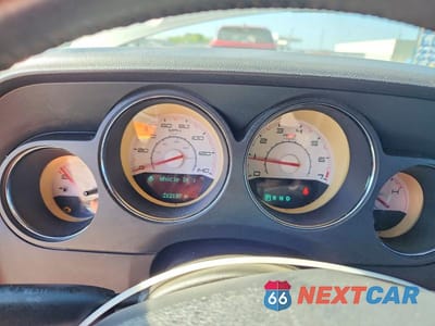 Zdjęcie 9 z 11 samochodu: 2012 DODGE CHALLENGER SXT VIN:2C3CDYAG4CH170152 - miniatura