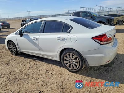 Drugie zdjęcie samochodu z przodu: 2015 HONDA CIVIC LX VIN:19XFB2F54FE226223 - miniatura