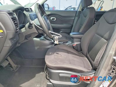 Zdjęcie 7 z 13 samochodu: 2017 KIA SOUL BASE VIN:KNDJN2A27H7466514 - miniatura