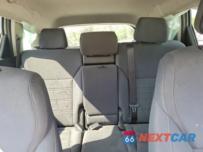 Zdjęcie 10 z 13 samochodu: 2016 KIA SORENTO LX VIN:5XYPG4A39GG048448 - miniatura