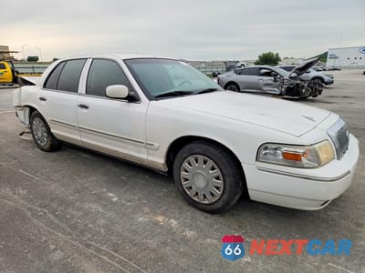 Czwarte zdjęcie samochodu z boku: 2006 MERCURY GRAND MARQUIS GS VIN:2MEFM74V86X632430 - miniatura