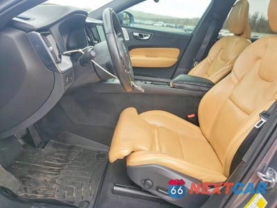 Zdjęcie 7 z 12 samochodu: 2019 VOLVO XC60 T6 INSCRIPTION VIN:LYVA22RLXKB248012 - miniatura