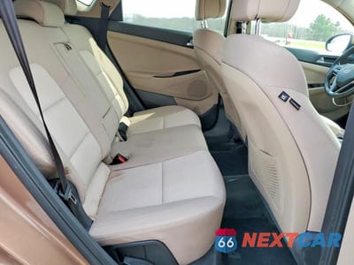 Zdjęcie 11 z 12 samochodu: 2017 HYUNDAI TUCSON SE VIN:KM8J23A45HU328760 - miniatura