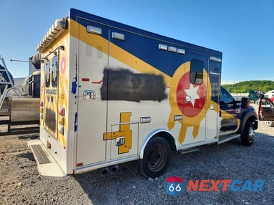 Trzecie zdjęcie samochodu z tyłu: 2016 FORD F450 SD AMBULANCE VIN:1FDUF4GT9GEC74278 - miniatura