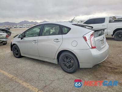 Drugie zdjęcie samochodu z przodu: 2013 TOYOTA PRIUS THREE VIN:JTDKN3DU2D1716505 - miniatura