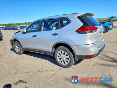 Drugie zdjęcie samochodu z przodu: 2017 NISSAN ROGUE S VIN:JN8AT2MV0HW258917 - miniatura