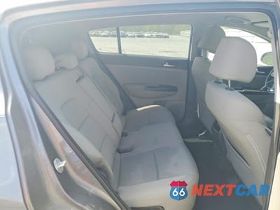 Zdjęcie 11 z 12 samochodu: 2019 KIA SPORTAGE LX VIN:KNDPM3AC3K7549019 - miniatura