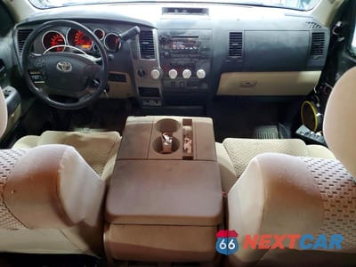 Zdjęcie 8 z 12 samochodu: 2012 TOYOTA TUNDRA DOUBLE CAB SR5 VIN:5TFUM5F1XCX031111 - miniatura