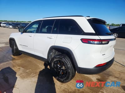 Drugie zdjęcie samochodu z przodu: 2024 JEEP GRAND CHEROKEE LAREDO VIN:1C4RJHAG9RC124553 - miniatura