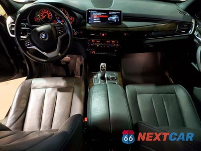 Zdjęcie 8 z 13 samochodu: 2018 BMW X5 XDRIVE35I VIN:5UXKR0C5XJL074448 - miniatura