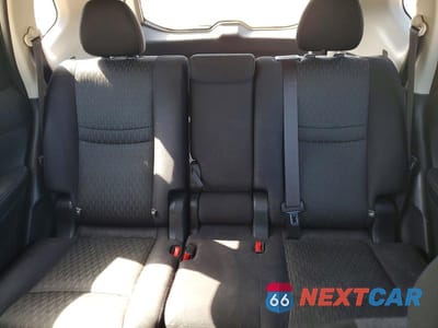 Zdjęcie 10 z 13 samochodu: 2017 NISSAN ROGUE S VIN:JN8AT2MT4HW405383 - miniatura