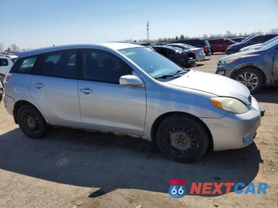 Czwarte zdjęcie samochodu z boku: 2007 TOYOTA MATRIX BASE VIN:2T1KR32E47C653391 - miniatura