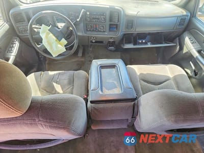 Zdjęcie 8 z 12 samochodu: 2006 CHEVROLET SILVERADO C1500 VIN:2GCEC13ZX61354571 - miniatura