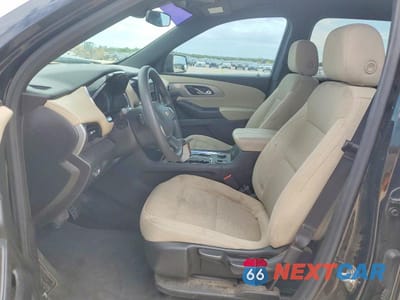 Zdjęcie 7 z 13 samochodu: 2022 CHEVROLET TRAVERSE LS VIN:1GNERFKW3NJ106791 - miniatura