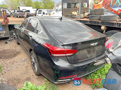 Trzecie zdjęcie samochodu z tyłu: 2015 HYUNDAI GENESIS 3.8L VIN:KMHGN4JE0FU093486 - miniatura