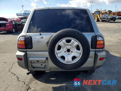 Zdjęcie 6 z 12 samochodu: 2000 TOYOTA RAV4 BASE VIN:JT3GP10V2Y7071199 - miniatura