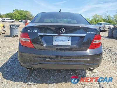 Zdjęcie 6 z 12 samochodu: 2013 MERCEDES-BENZ C 300 4MATIC VIN:WDDGF8AB3DG132989 - miniatura