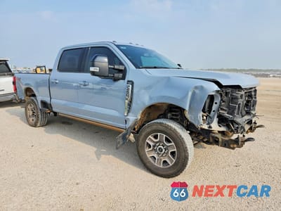 Czwarte zdjęcie samochodu z boku: 2024 FORD F250 SUPER DUTY VIN:1FT7W2BN3REE74350 - miniatura