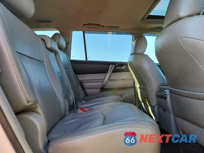 Zdjęcie 11 z 13 samochodu: 2010 TOYOTA HIGHLANDER SE VIN:5TDJK3EH3AS033619 - miniatura