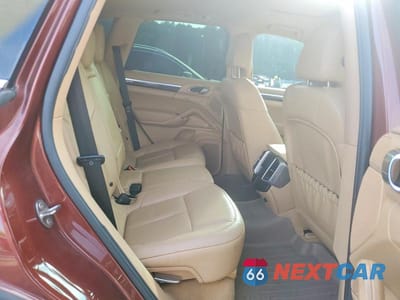 Zdjęcie 11 z 14 samochodu: 2011 PORSCHE CAYENNE S VIN:WP1AB2A26BLA54803 - miniatura
