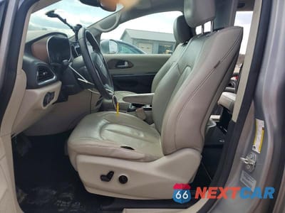 Zdjęcie 7 z 13 samochodu: 2017 CHRYSLER PACIFICA TOURING L PLUS VIN:2C4RC1EGXHR585181 - miniatura