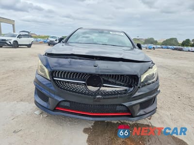 Piąte zdjęcie samochodu w środku: 2015 MERCEDES-BENZ CLA 250 VIN:WDDSJ4EB9FN173475 - miniatura