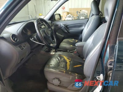 Zdjęcie 7 z 13 samochodu: 2002 TOYOTA RAV4 BASE VIN:JTEHH20V026030422 - miniatura