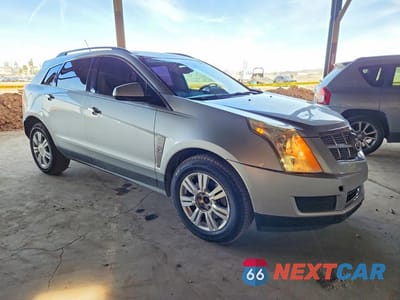 Czwarte zdjęcie samochodu z boku: 2010 CADILLAC SRX VIN:3GYFNGEY8AS583764 - miniatura