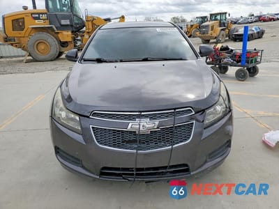 Piąte zdjęcie samochodu w środku: 2014 CHEVROLET CRUZE LT VIN:1G1PC5SB9E7262513 - miniatura