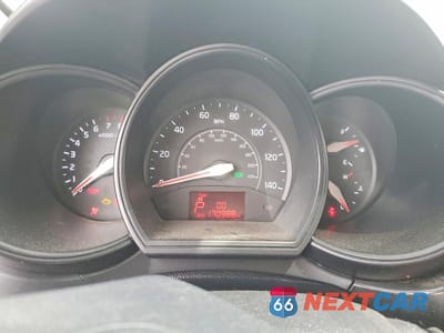 Zdjęcie 9 z 12 samochodu: 2016 KIA RIO LX VIN:KNADM5A37G6621512 - miniatura